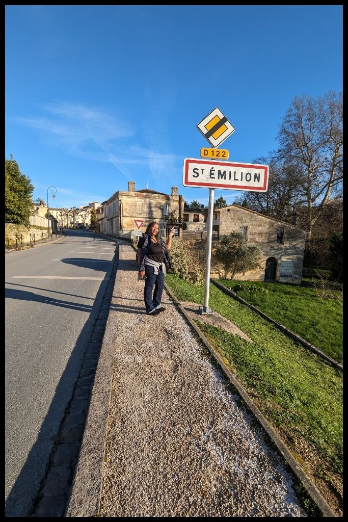 Saint Emilion Sign with Me pointing at it 4-days in Bordeaux Itinerary