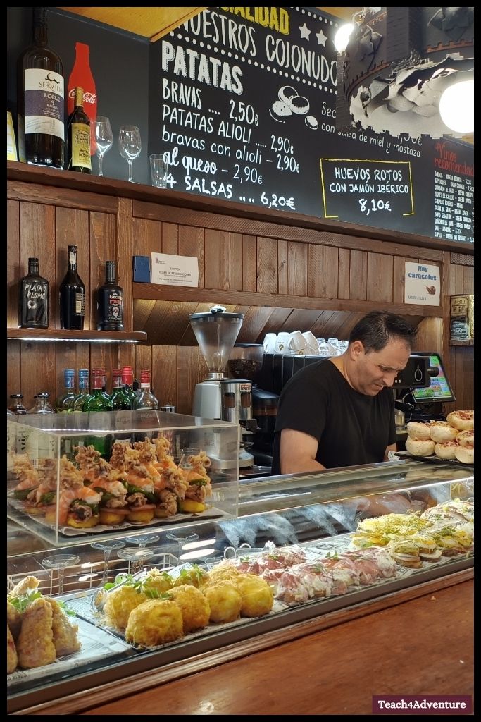 Discover Burgos Calle San Lorenzo Bar with Pintxos